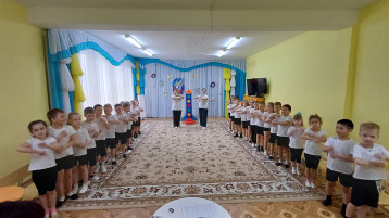 Спортивный досуг "Если только захотим, мы и в космос полетим!" Спортивный досуг "Если только захотим, мы и в космос полетим!".